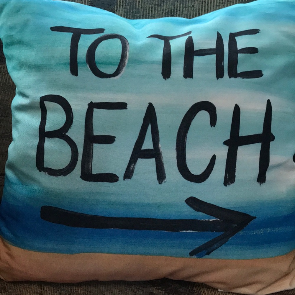 2 beach pillows